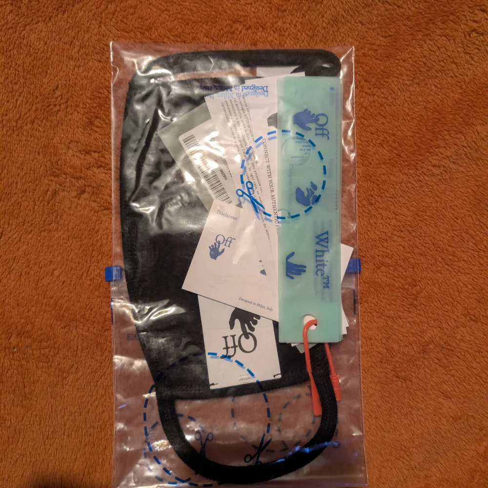 Off-White Black and Red Graphic Face Mask